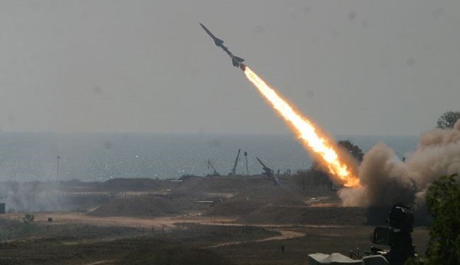 صاروخ باليستي يمني جديد يضرب معسكر تداوين في مأرب