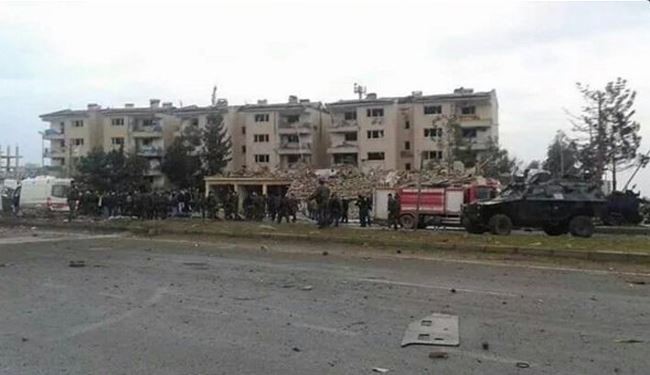 2 Police Officers killed in Car Bomb Attack in Southeastern Turkey