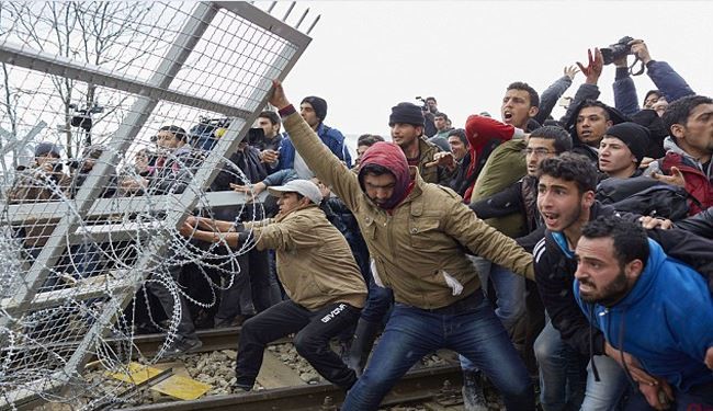 Only Migrants from Syria, Iraq Allowed to Cross Macedonian Border