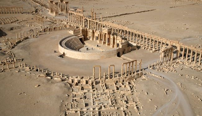 ISIS Militants Begin Evacuation of Loyalists from Ancient Palmyra in Syria