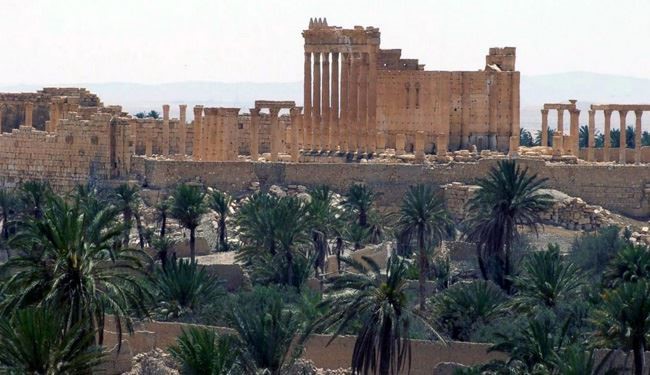 ISIS Militants under Pressure as Syrian, Iraqi Troops Advance on Palmyra, Mosul