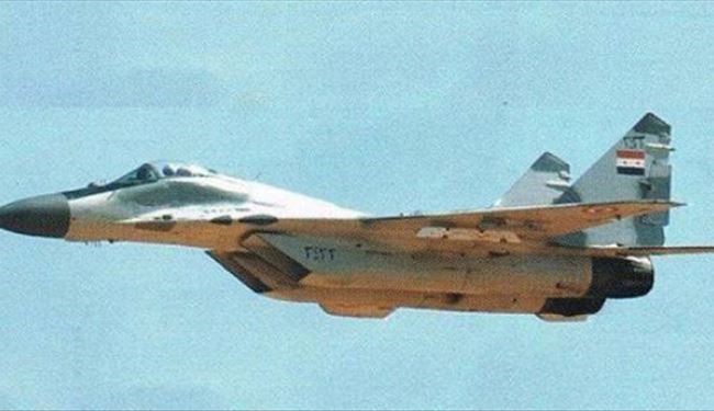 Syrian Army Air Force Raids ISIS Hideouts, Gatherings in Homs Countryside