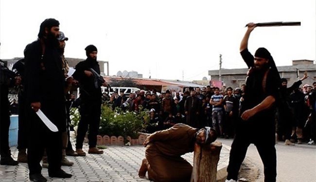 ISIS Executes Captive Peshmerga in Public