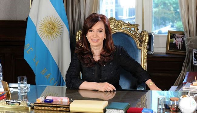 اتهام رئيسة الأرجنتين السابقة بغسيل الأموال