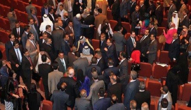 76 نائبا يعتصمون داخل البرلمان العراقي