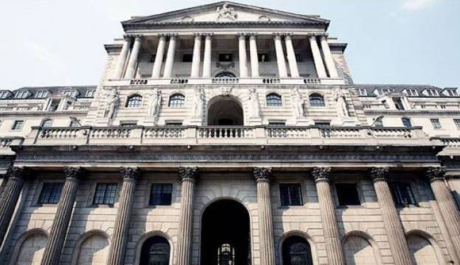 Bank of England Warns again on Brexit, Holds Rates