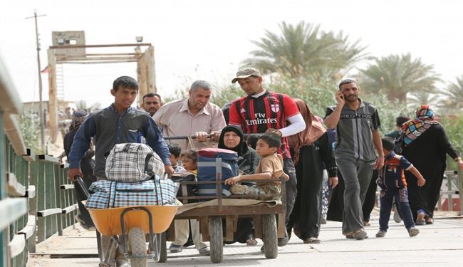 800 Displaced Civilians Come back Home in West of Ramadi