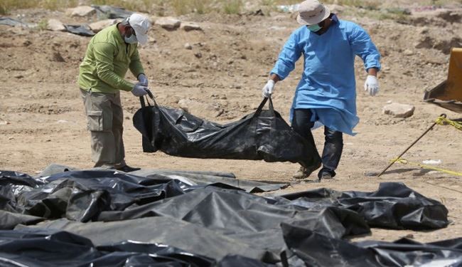 PHOTOS: Iraqi Forces Find another Mass Grave in Ramadi