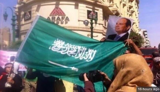أعلام السعودية ترفرف باحتفالات تحرير سيناء المصرية!