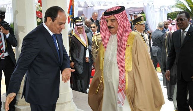 ملك البحرين في مصر لتكثيف التعاون العسكري
