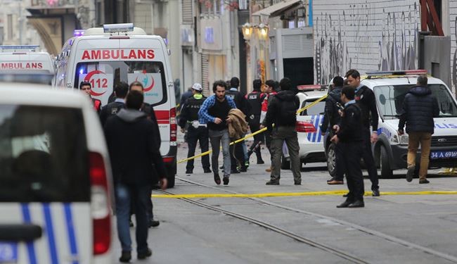 تركيا... مقتل شرطيين في انفجار سيارة مفخخة في غازي عنتاب