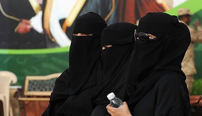 سجن 20 فتاة سعودية بسبب انتاجهن أفلام إباحية