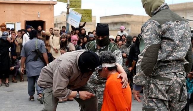 WARNING GRAPHIC PICTURES: Most Savage Method of ISIS Execution