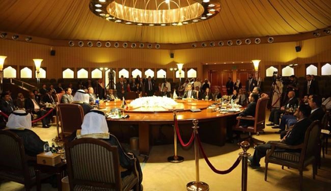 وفد الرياض يرفض إصدار بيان مشترك يدين مايحدث في عدن