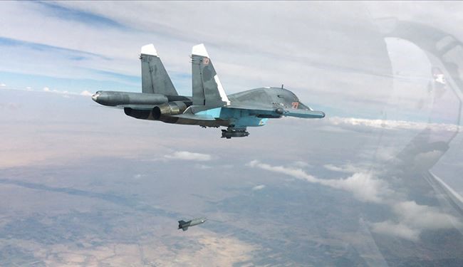 Russian Warplanes Strike on ISIS Centers in Raqqa: Syrian Defense Ministry