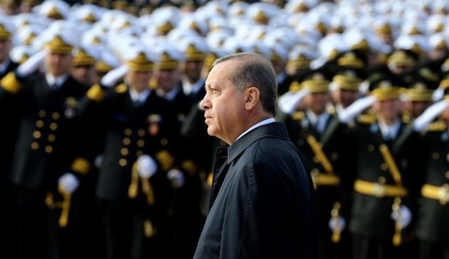 نخست وزیر جدید ترکیه در انتظار استعفای رسمی اوغلو