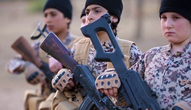 داعش کودکان را برای عملیات در اروپا آموزش می‌دهد