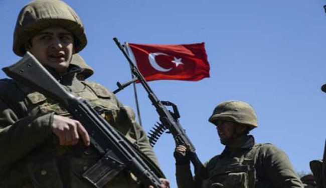 تقویت نیروهای ارتش ترکیه در مرز سوریه