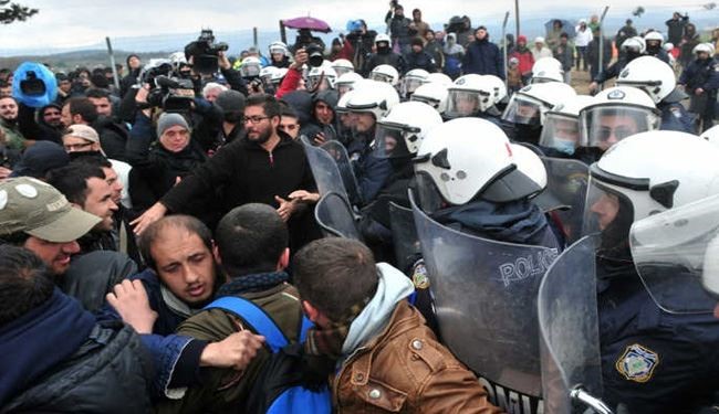 Greek Riot Police to Evacuate Migrants from Idomeni Camp: Officials