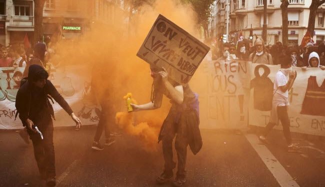 اعمال عنف ضد شرطة باريس وبوردو، ماذا يجري؟