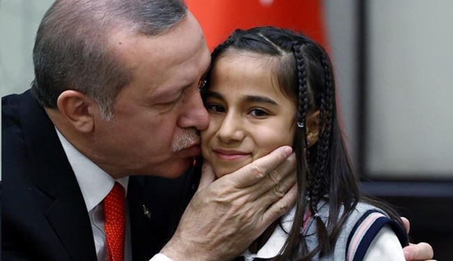 اردوغان: مادران ترک بچه بیاورند!