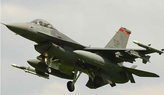 طائرات تركية تقصف معاقل الكردستاني بجبال قنديل وتحرق غاباتها