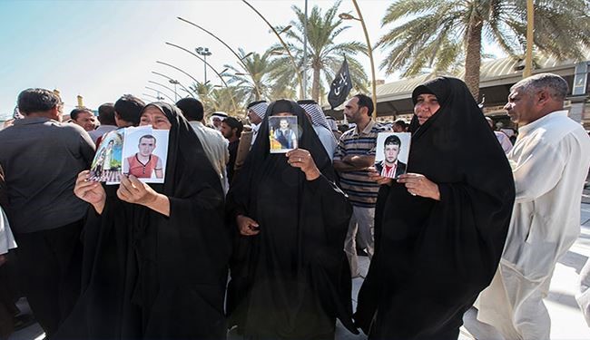 ذوو ضحايا سبايكر يتظاهرون وسط بغداد للمطالبة بمعرفة مصير ابنائهم