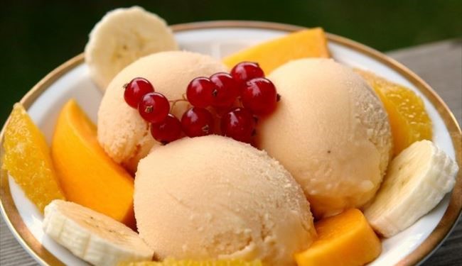 رفع عطش رمضان با ماست بستنی میوه ای