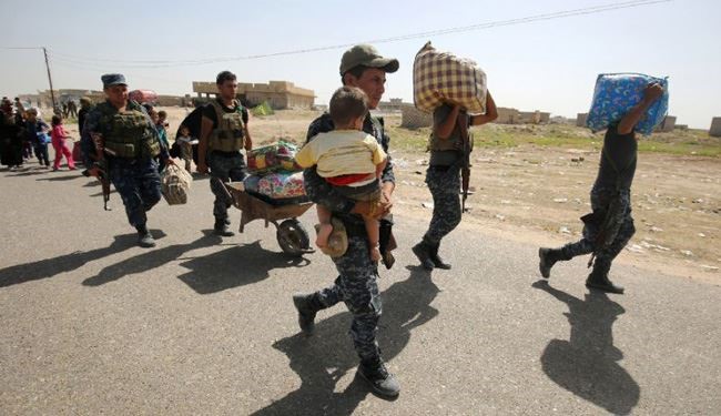Over 7000 Iraqi Civilians Flee ISIS-Held Fallujah via Army Forces Safe Corridor