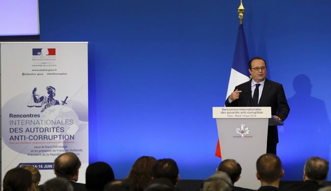 France President Hollande Slams French Police Killing as ‘Terrorist Act’