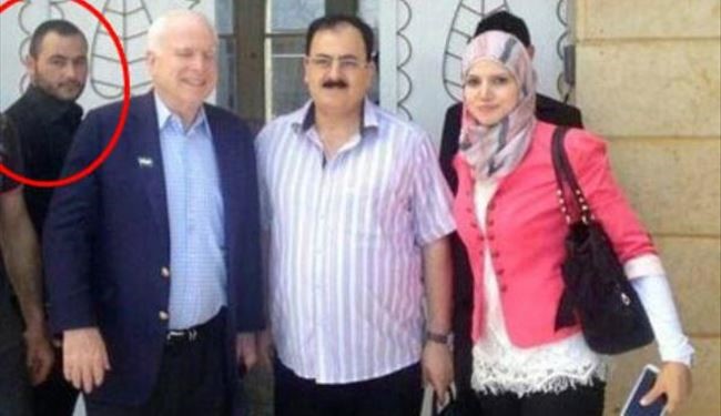 Does the Photograph Show Senator John McCain Posing ISIS Leader Abu Bakr Al-Baghdadi?