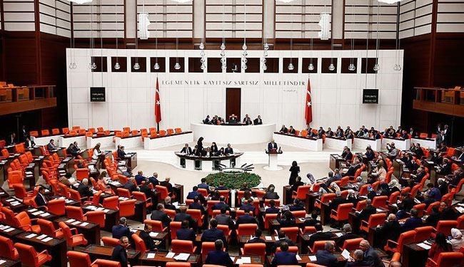 البرلمان التركي يمنح الحصانة لقوات مكافحة الإرهاب