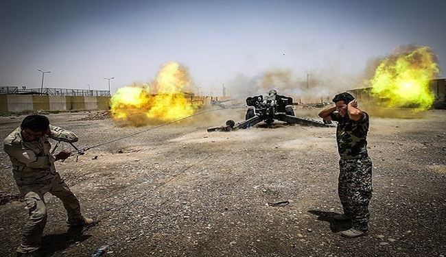 PHOTOS: Iraqi Popular Forces Pound Heavily ISIS Terrorists in Makhoul Mountains