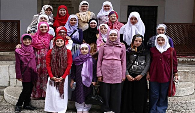 راه حل بوسنی برای دفاع از دخترانش دربرابر سعودی ها