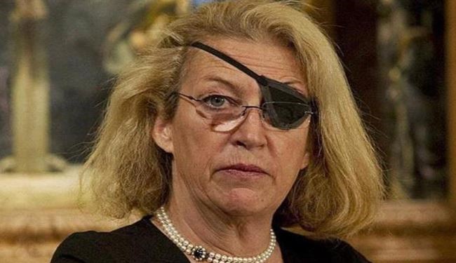 عائلة صحفية امريكية قتلت مع الارهابيين بحمص تقاضي الحكومة السورية!