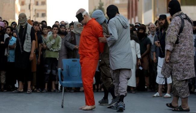 ISIS Terrorists Behead 5 Civilians on Charges of Spying for Kurds in Syria’s Raqqa