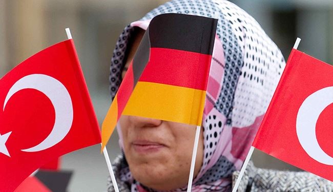 راهپیمایی طرفداران اردوغان در خیابان‌های آلمان؟