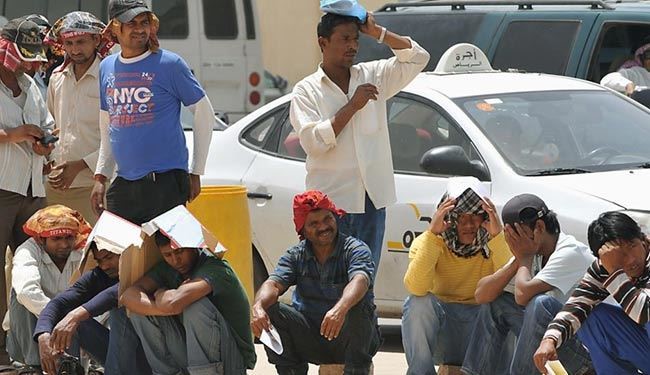 تشريد آلاف العمال الأسيويين في السعودية بسبب أزمة قطاع البناء