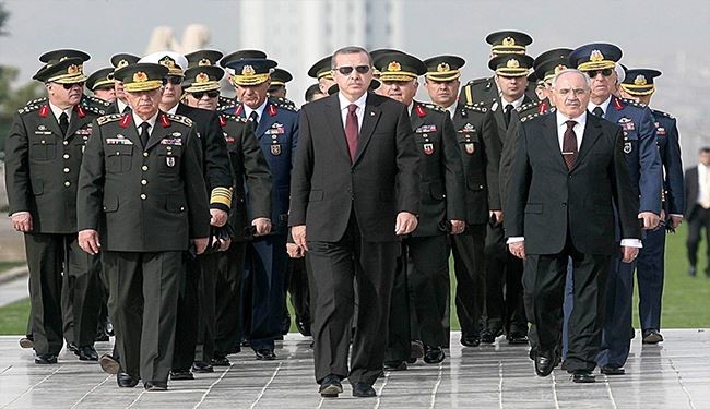 کودتا، اردوغان را فرمانده ارتش کرده است؟!
