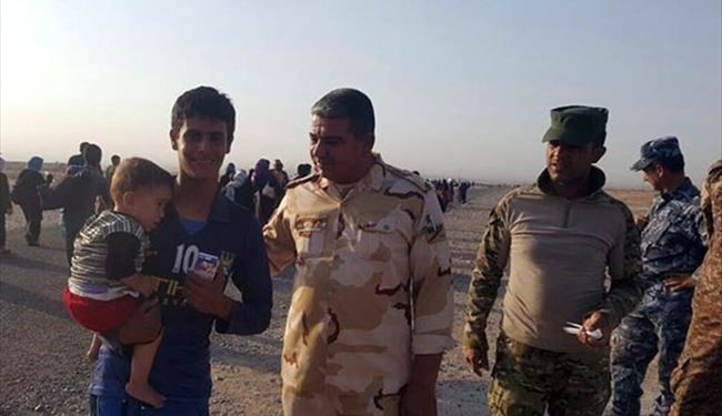 PHOTOS: 200 Families Running from ISIS Saved by Iraqi Army in Salaheddin Province