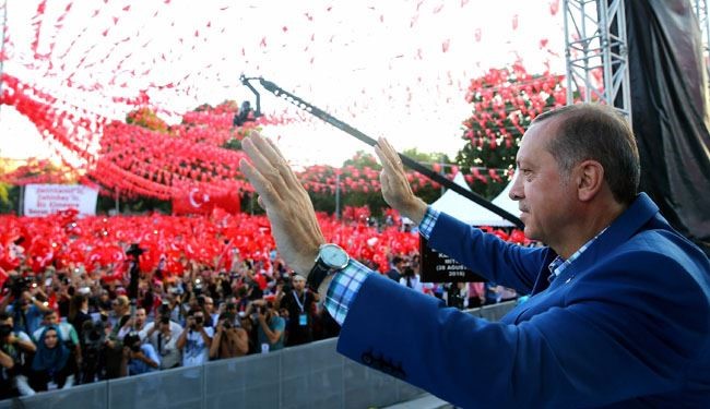 اردوغان: مصممون على تطهير المنطقة من الجماعات الارهابية