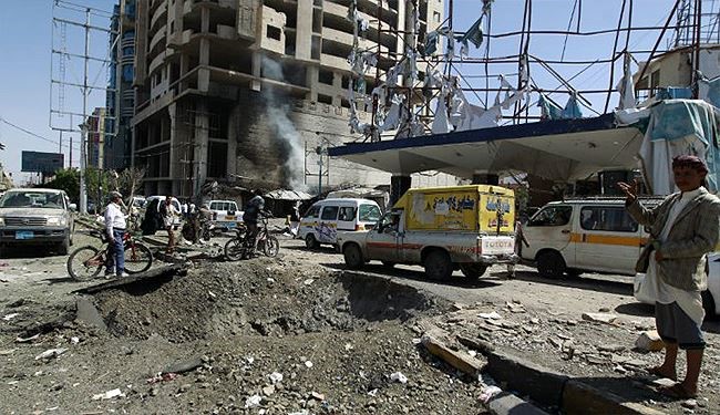 45 قتيلا بتفجير انتحاري استهدف ميليشيات هادي في عدن