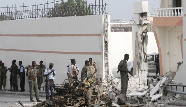 URGENT: Shabaab Suicide Car Bomb Targets Somalia Hotel in Mogadishu