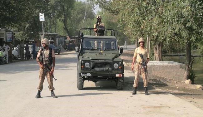 Big Blast Targets District Court in Pakistan, Kills 10, Wounds over 50