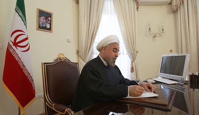 روحاني يعزي بوفاة رئيس أوزبكستان