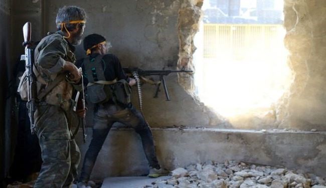 Syria Government Advances South of Aleppo, Threatens New Siege