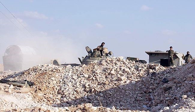 الجيش يعاود محاصرة المسلحين شرق حلب بشكل كامل