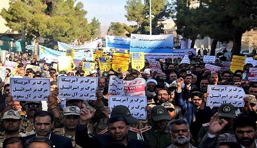 تظاهرات بأنحاء ايران الجمعة تنديدا بجرائم آل سعود وآل خليفة