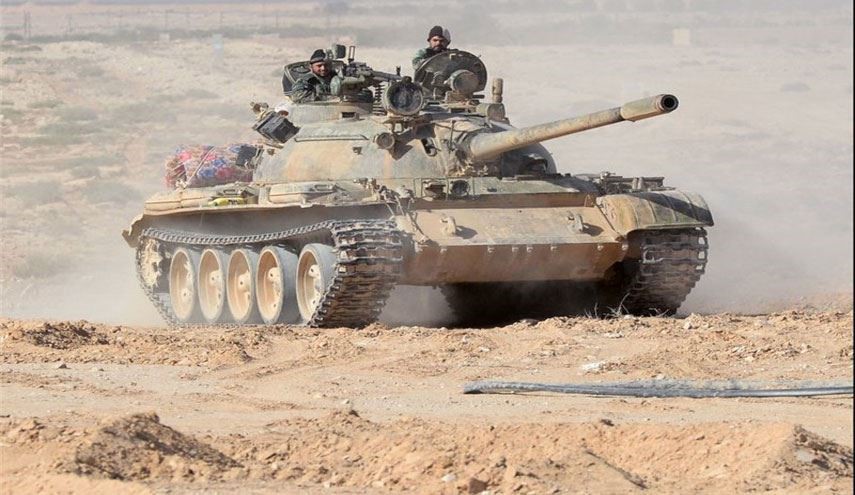 Syrian Army Targets ISIL’s Positions in Deir Ezzur