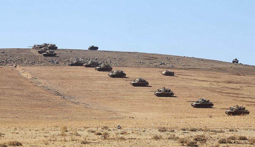 Turkish Army Troops Take Position near Raqqa Border